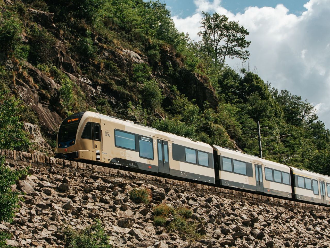 Centovalli Bahn Touristen-Ticket zwischen Domodossola und Locarno