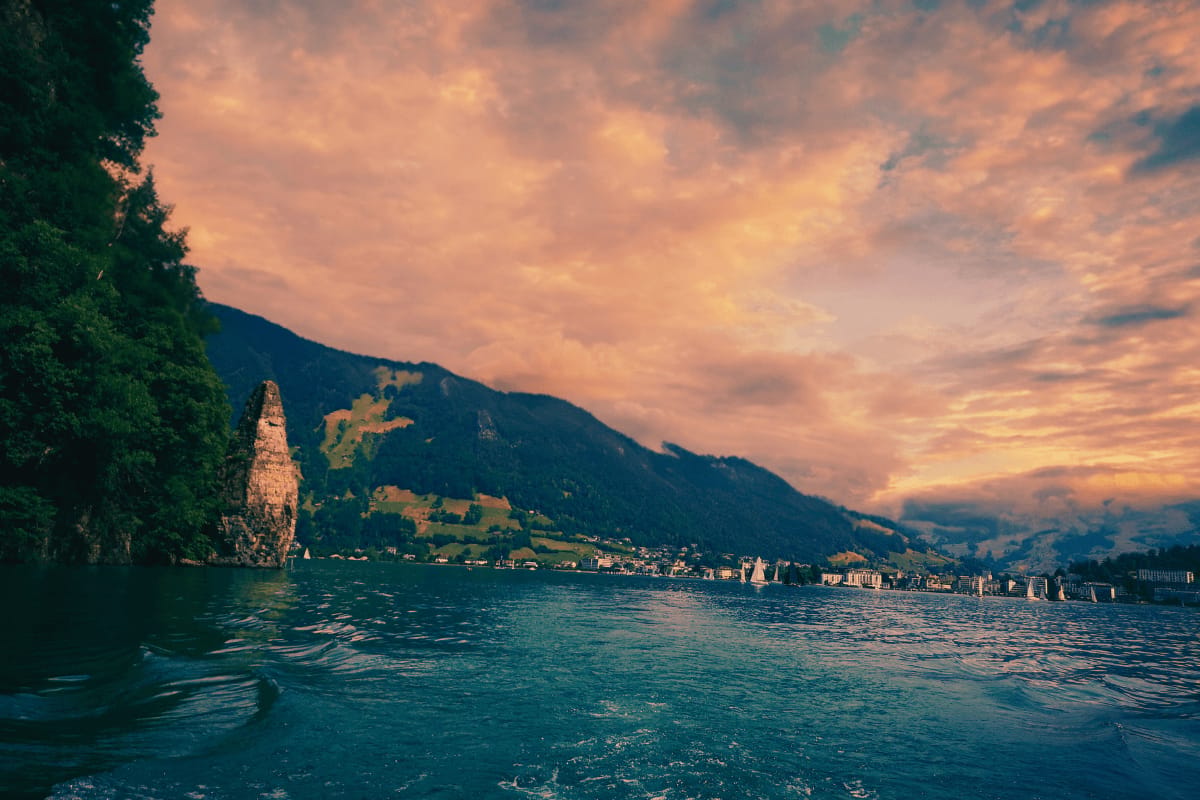 “Event-Night Yachtcharter” mit Skipper
