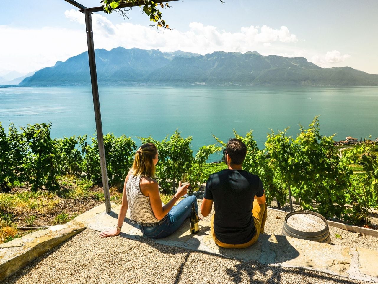 Ab Genf: Bustour Riviera mit Chaplin, Montreux und Chillon  