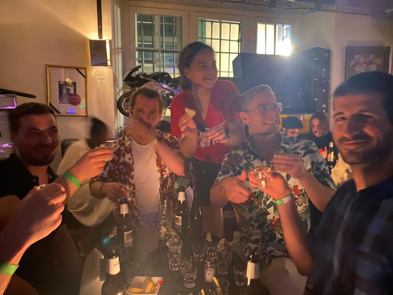 Pub Crawl Party Tour Zürich (Männer)