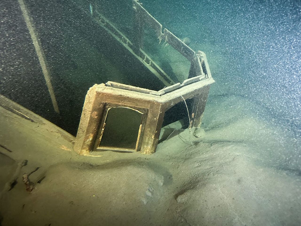 U-Boot Tauchfahrt zum Wrack beim Bürgenstock