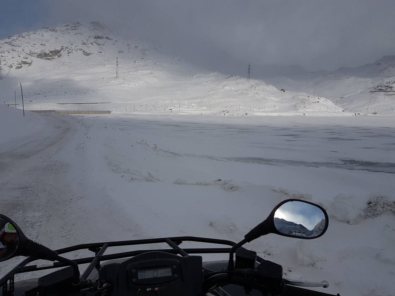 Capanna Gesero Quad Tour ganzer Tag privat ab Lostallo im Tessin