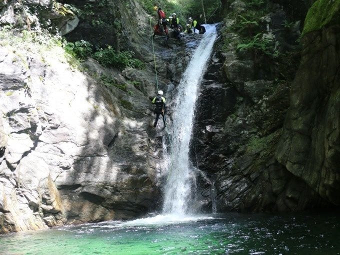 Cugnasco Canyoning für Erfahrene am Lago Maggiore