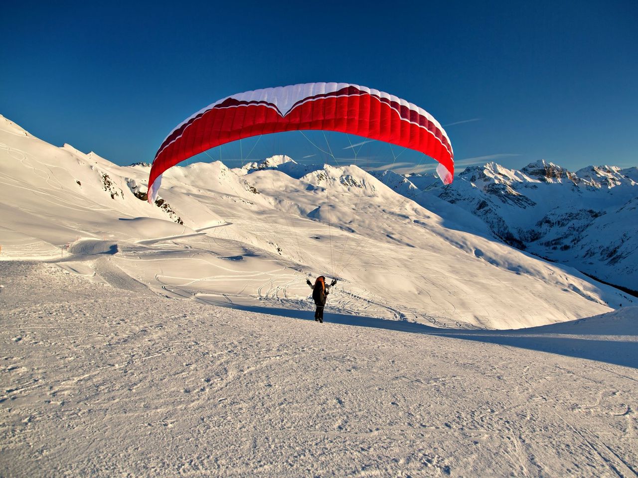 Klosters Paragliding Tandem for couples from Gotschnagrat