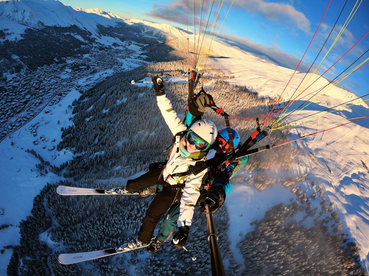 Davos paragliding tandem with ski launch