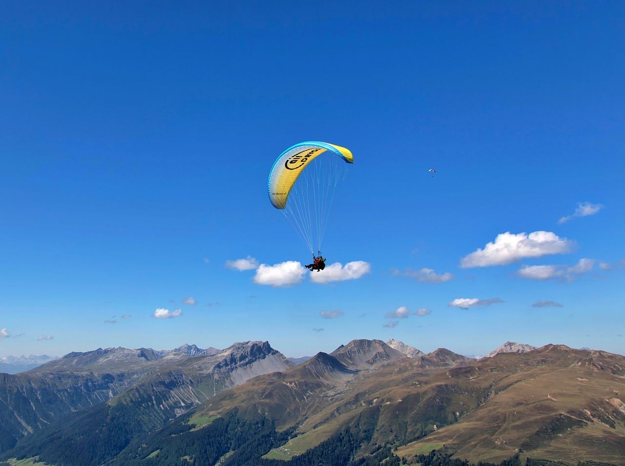 Klosters paragliding tandem from Gotschnagrat