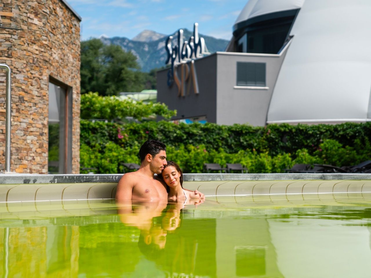 Pool und Day Spa Ticket im Splash and Spa