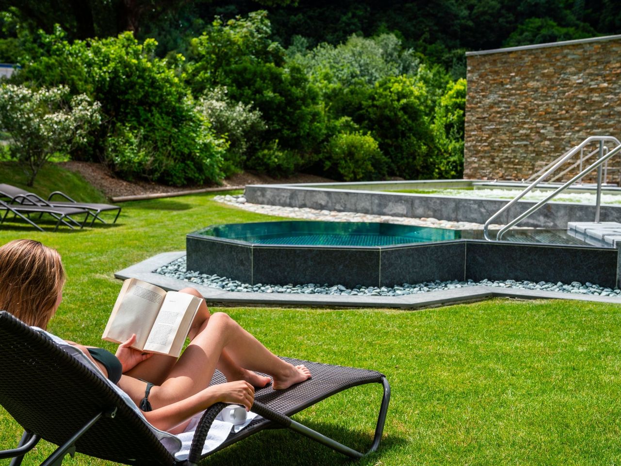 Pool und Day Spa Ticket im Splash and Spa