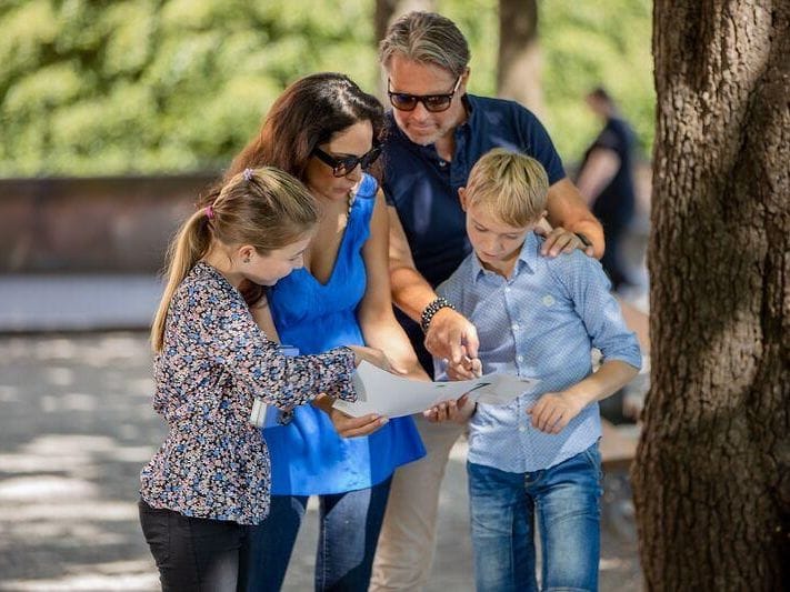Self-guided adventure tour Basel with city quiz