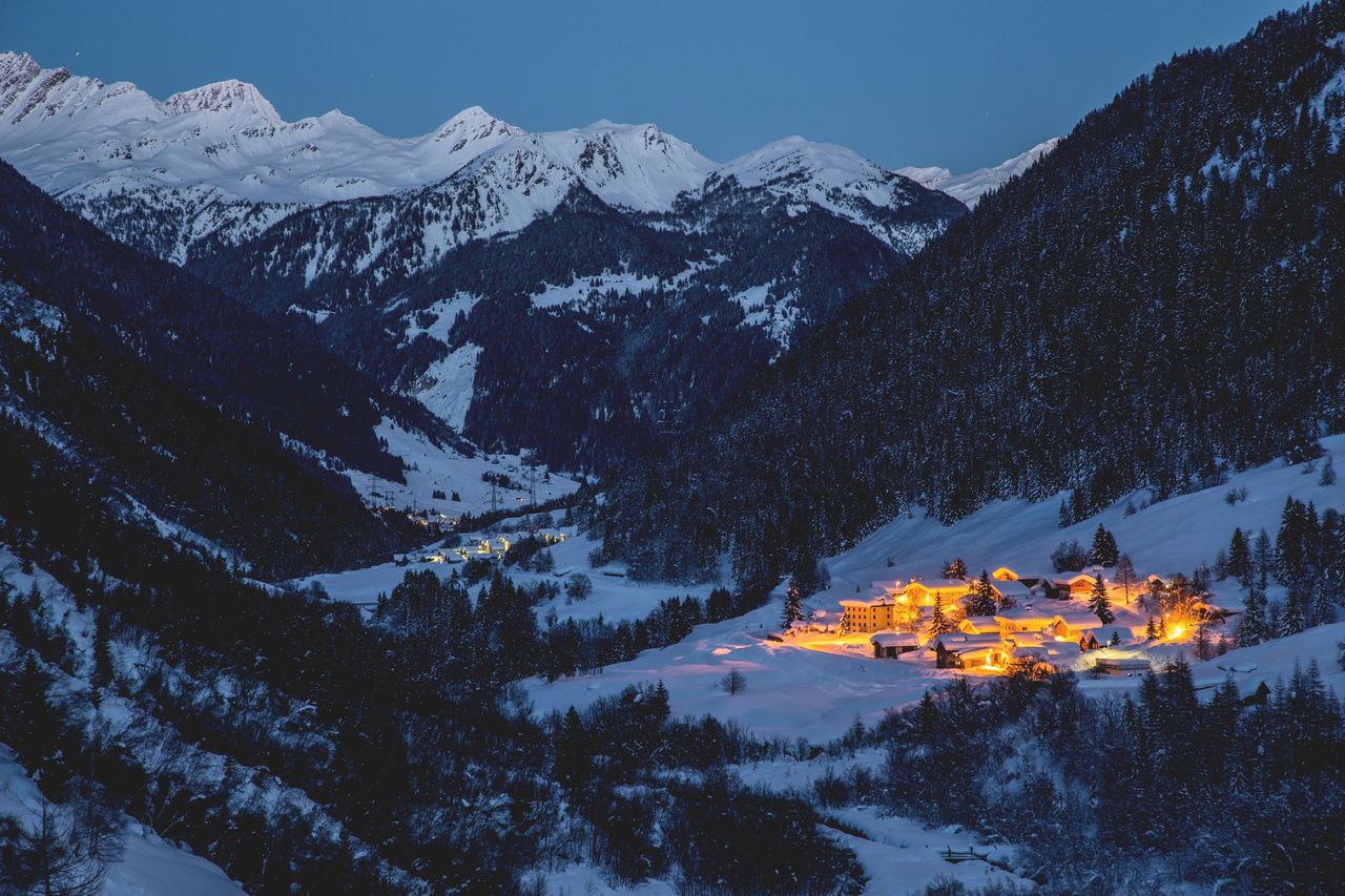 Nufenen Postauto Passfahrt ab Airolo oder Oberwald