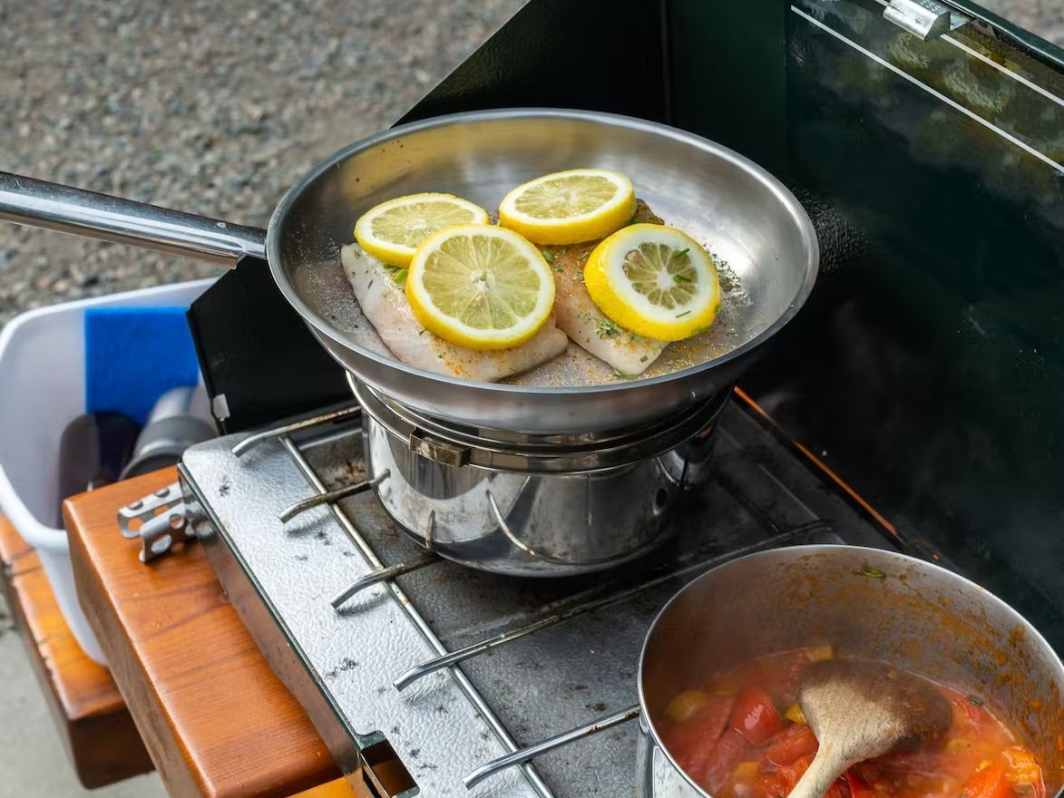 Campingausrüstung mieten im Tessin