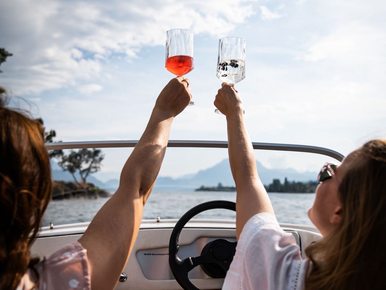 Apéro Boots-Picknick auf dem Vierwaldstättersee