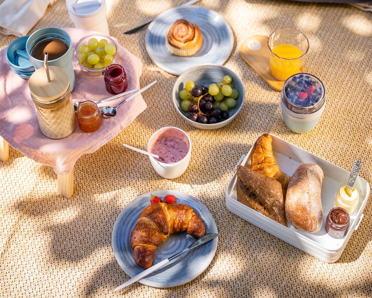Breakfast picnic in the park in Vitznau