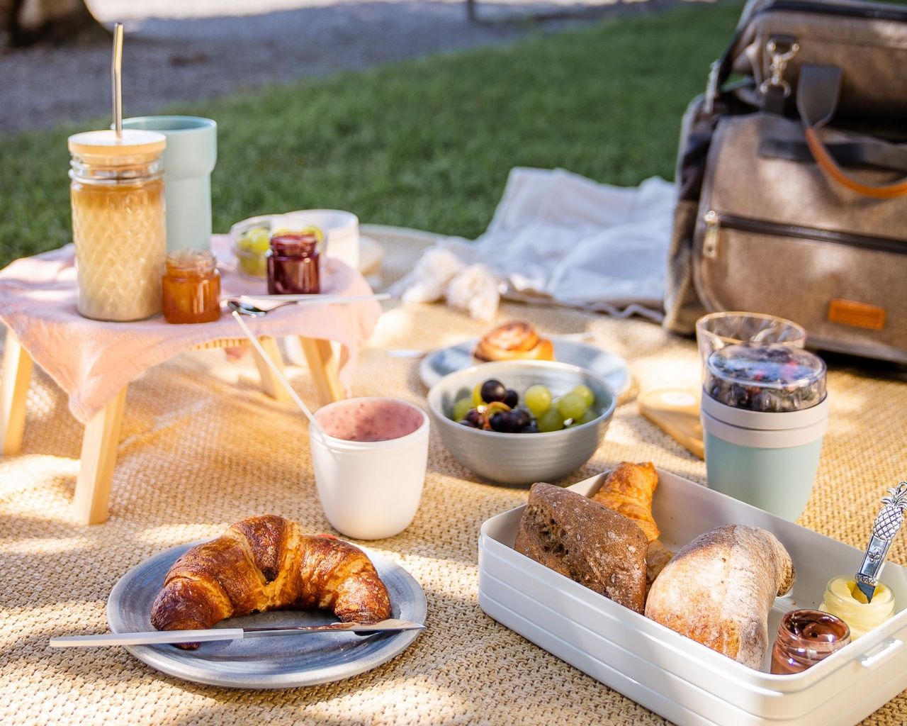 Breakfast picnic in the park in Vitznau