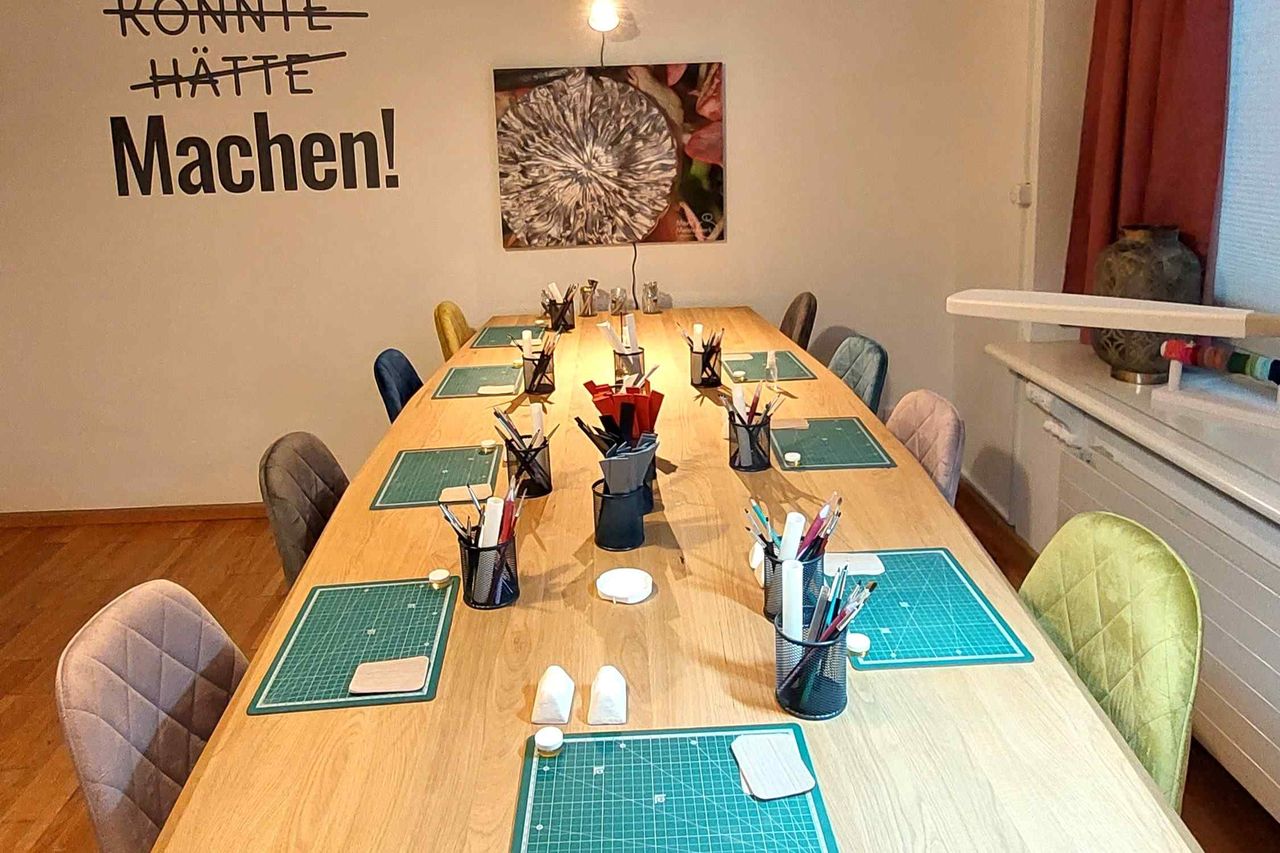  “Modellieren mit Silber für Familien” Workshop Silberschmuck in Basel