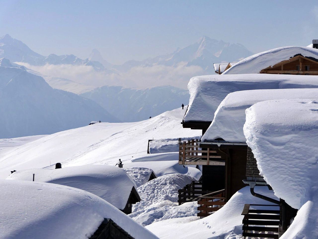 From Geneva or Geneva Airport: transfer to popular places in the Valais region