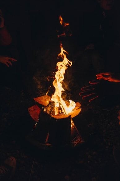 Outdoor Fondueplausch in Zermatt Erlebnis für Gruppen unter den Sternen
