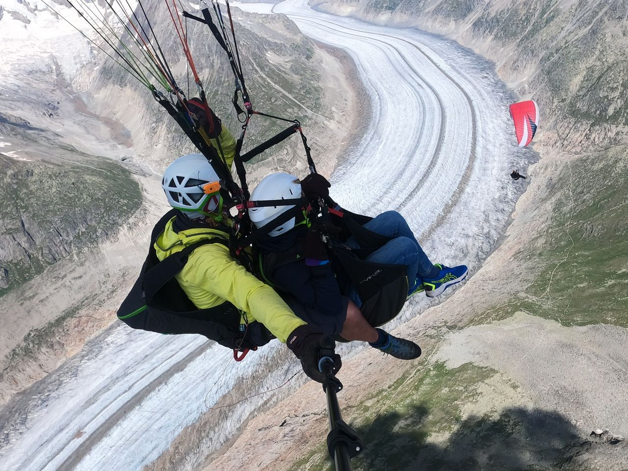 Aletscharena Gleitschirmfliegen für Kinder ab Fiesch