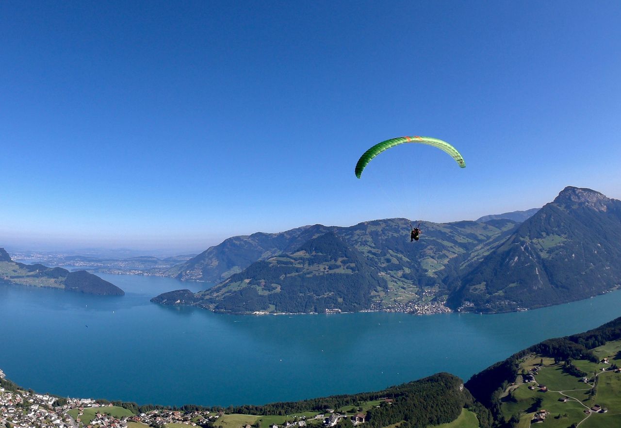 Niederbauen-Emmetten Gleitschirmfliegen Tandem