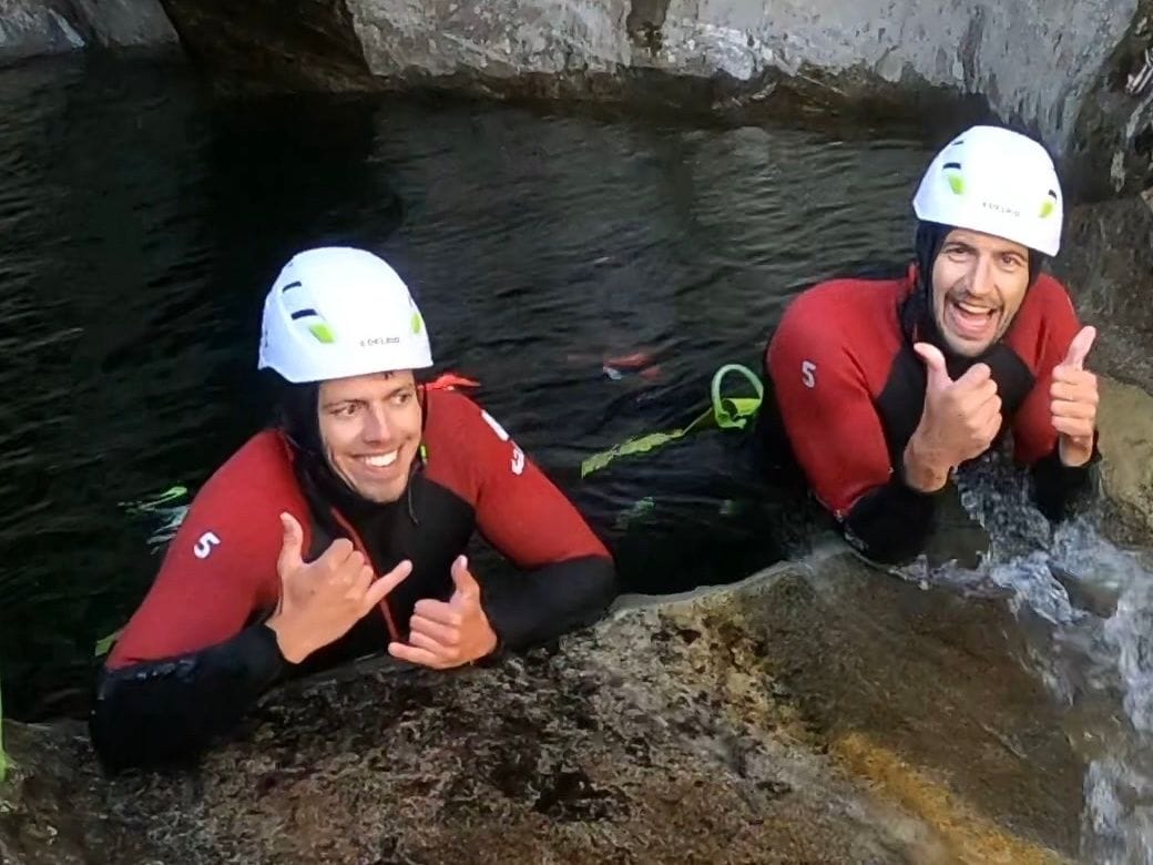 Iragna Schlucht Canyoning für Fortgeschrittene