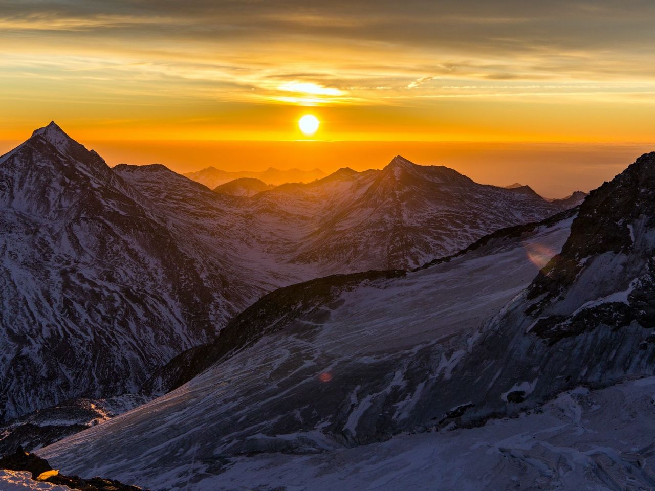 Revolving restaurant Allalin Saas-Fee Breakfast incl. train ticket