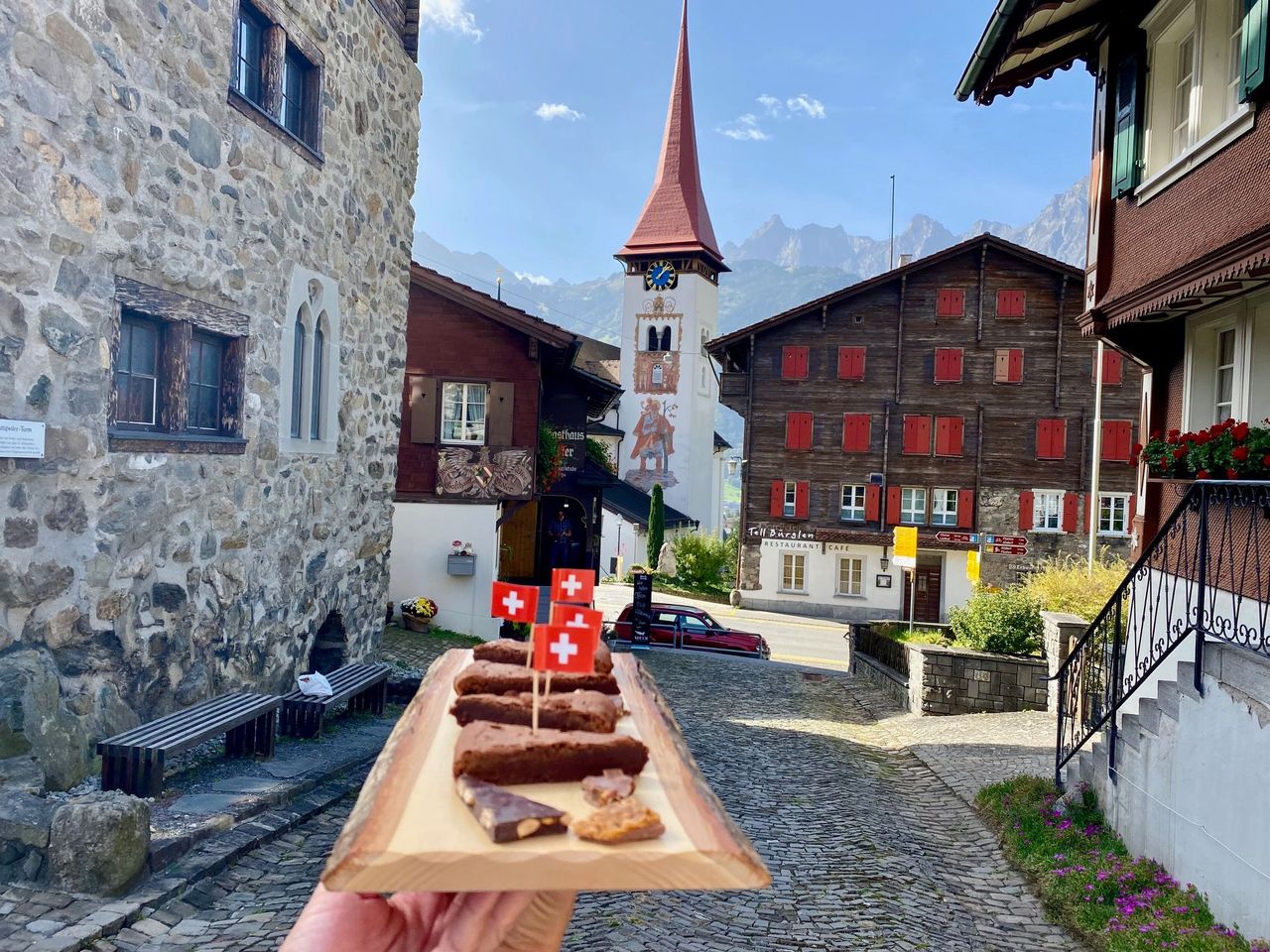 From Zurich: Flavours of Switzerland luxury day tour