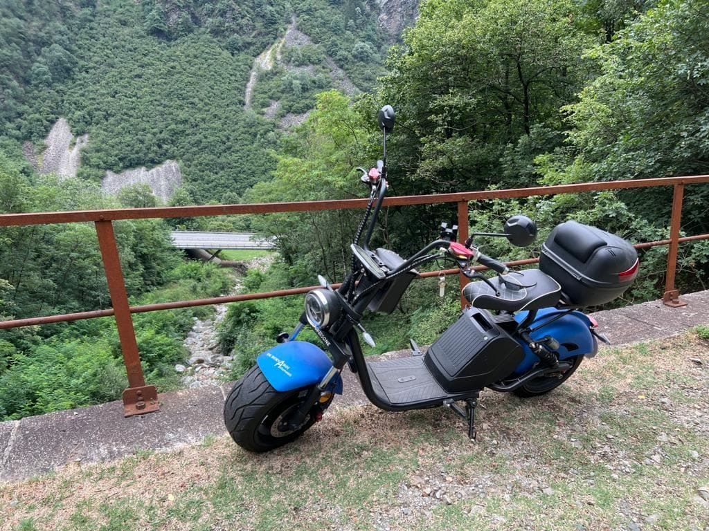 Fat Boy E-Scooter Tour Misox ab Lostallo