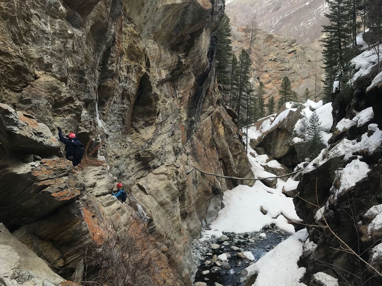 Gorge Alpine Klettersteig im Winter
