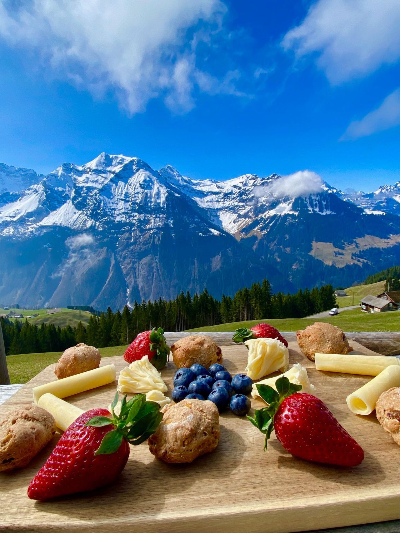 From Zurich: Flavours of Switzerland luxury day tour