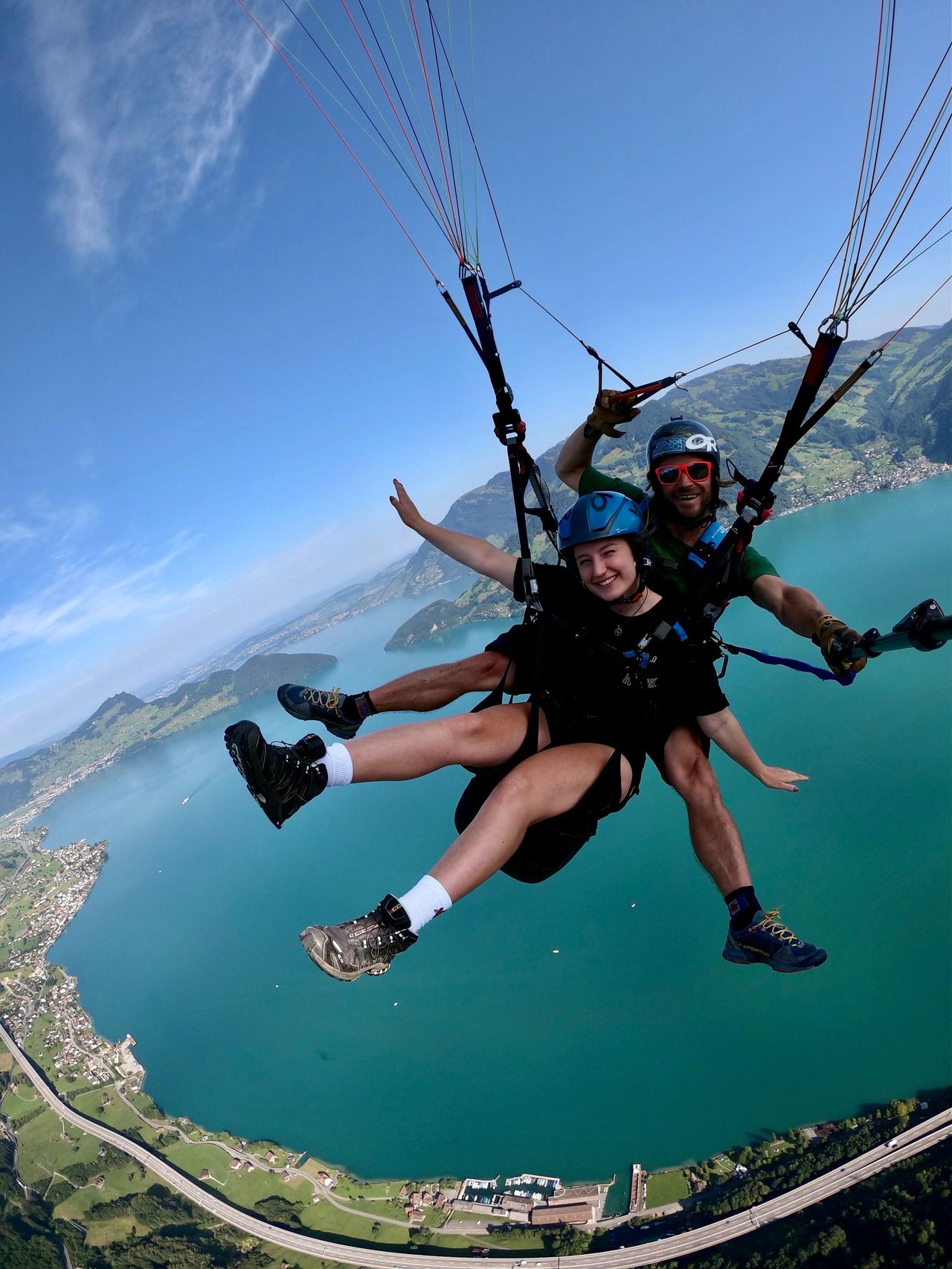 Niederbauen-Emmetten Gleitschirmfliegen Tandem