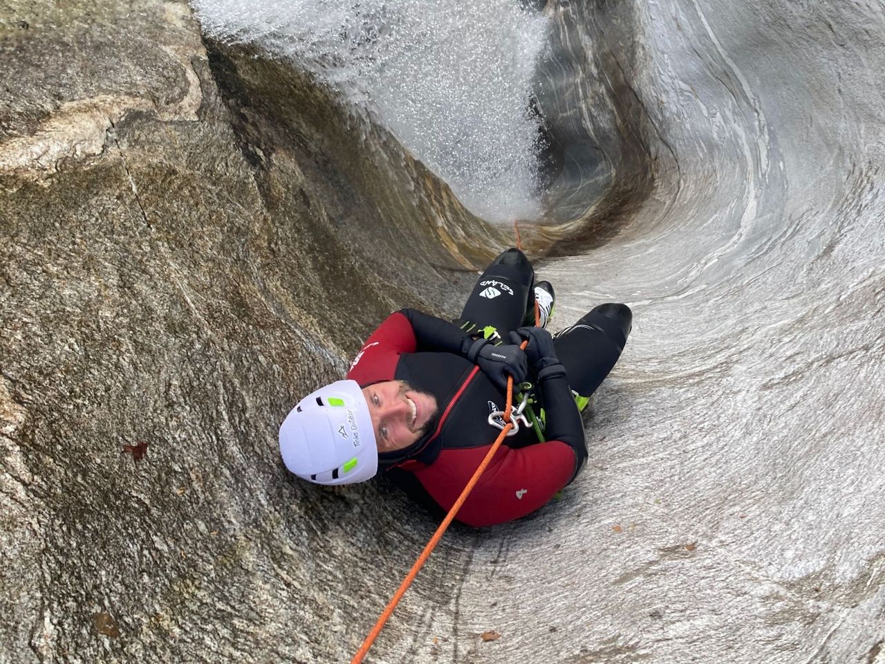 Iragna Schlucht Canyoning für Fortgeschrittene