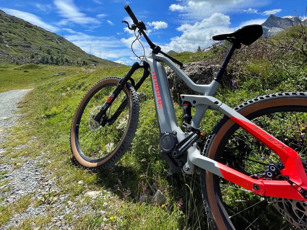 E-Mountainbike Tour ganzer Tag ab St. Moritz