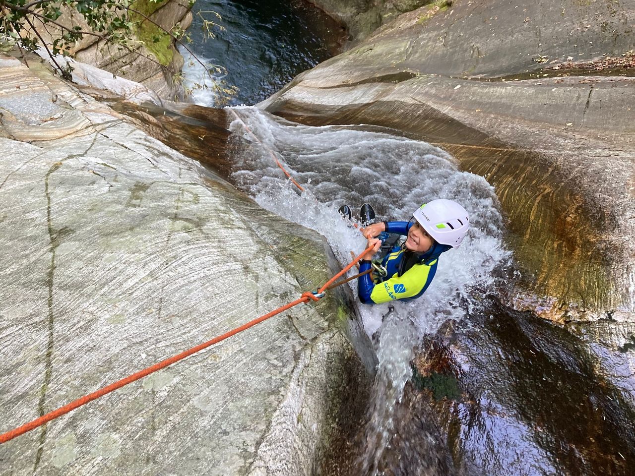 Verzascatal Corippo Schlucht Canyoning für Anfänger