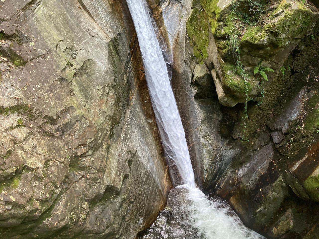 Verzascatal Corippo Schlucht Canyoning für Anfänger