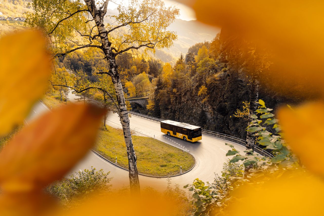 Gotthard Postauto Passfahrt zwischen Andermatt und Airolo