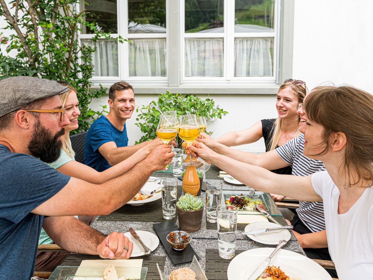 Culinary hike to the quadrilateral