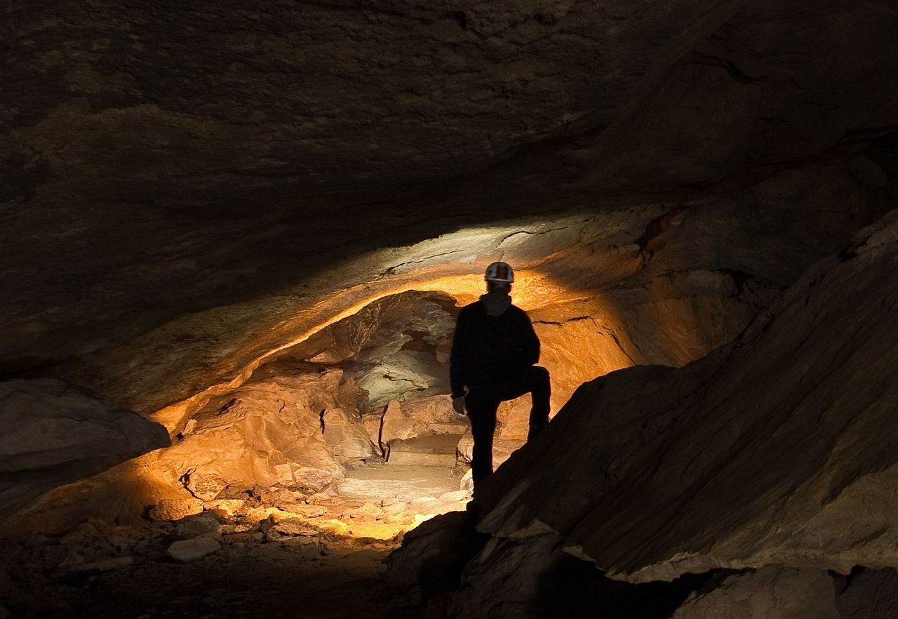 Expedition Glitzertor Hölloch Muotathal für Fortgeschrittene