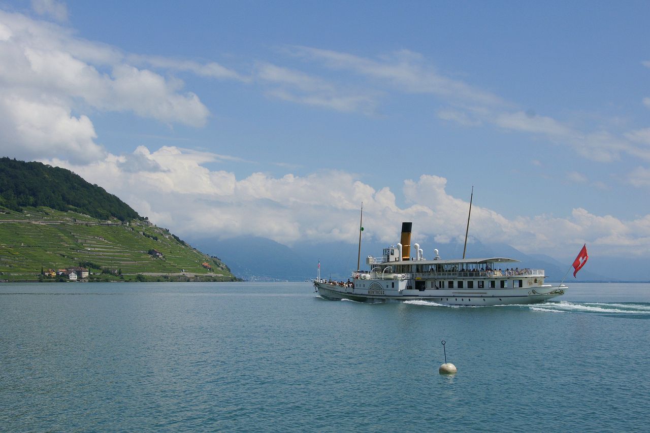 Lavaux Panorama Schifffahrt zwischen Lausanne und Vevey 