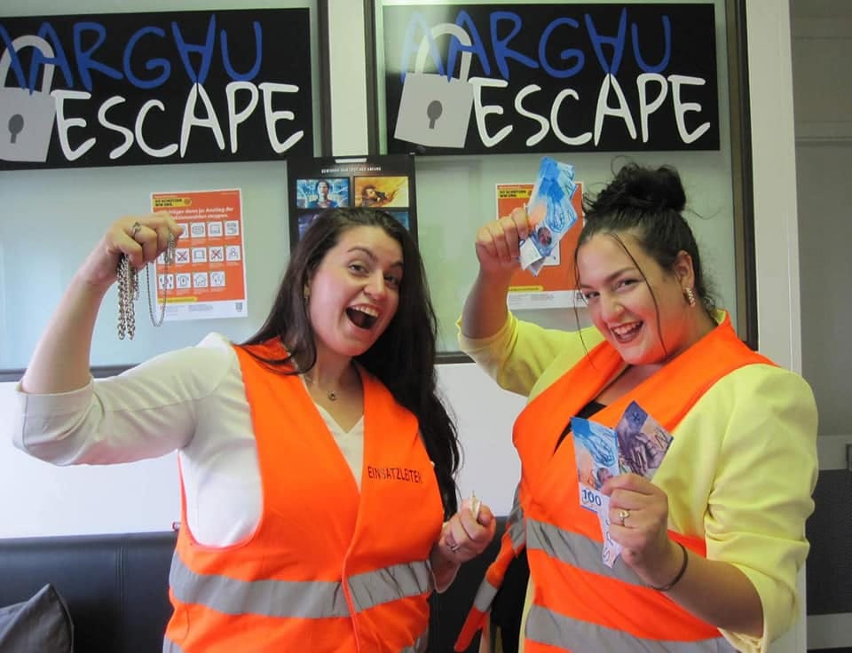 "Lebensrettende Beweise" Escape Room in Niederwil Aargau