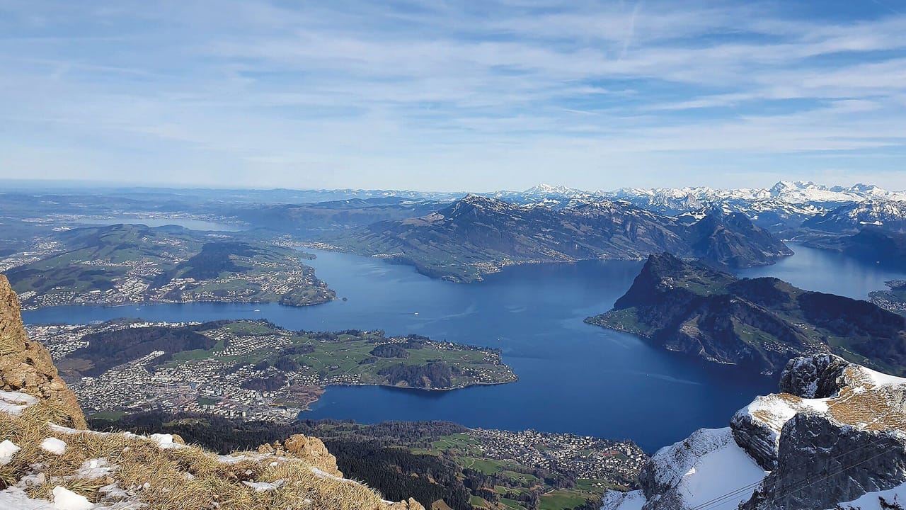 Ab Küssnacht am Rigi: Morning tour Lake of the Four Cantons with inflatable boat