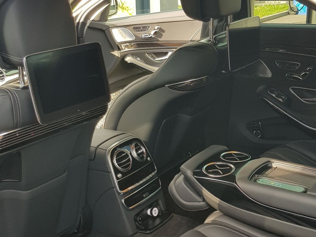 Ab Zürich Flughafen: Transfer nach Interlaken, Grindelwald oder Lauterbrunnen
