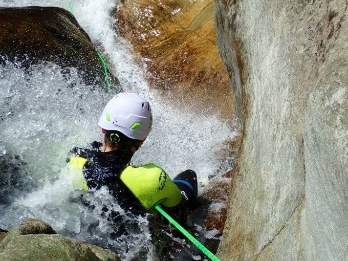 Cugnasco Canyoning für Erfahrene am Lago Maggiore