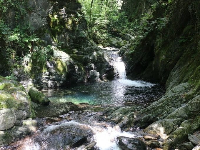 Cugnasco Canyoning für Erfahrene am Lago Maggiore