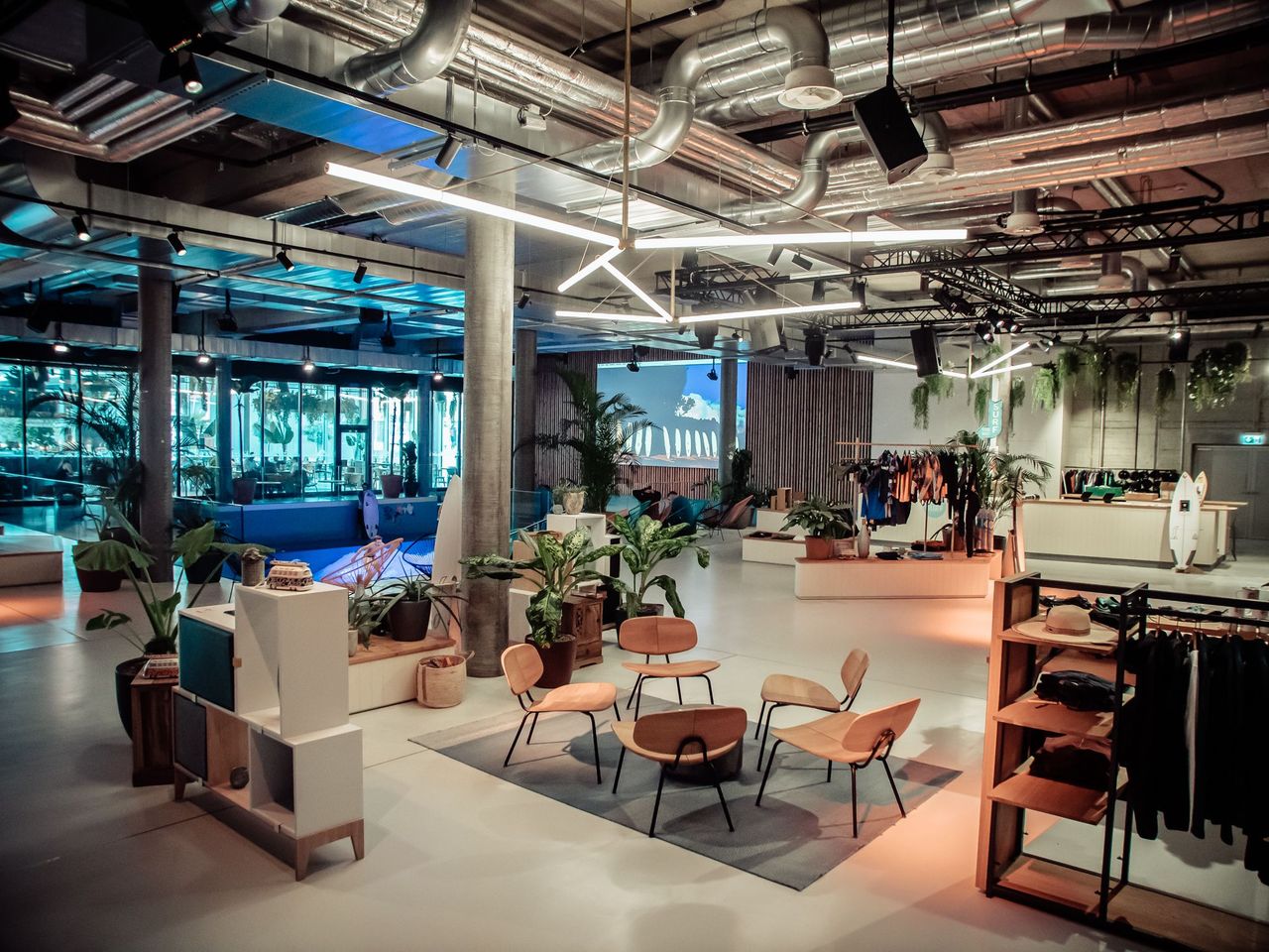 Oana Urban Surf Lounge
