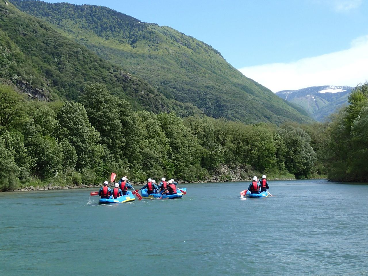 Fun Rafting für Gruppen auf dem Fluss Ticino
