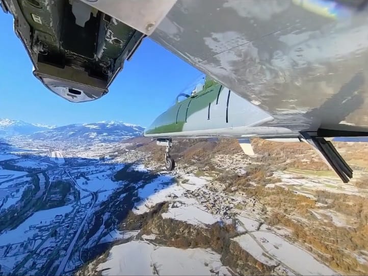 S.211 Jetflug in den Alpen ab Augsburg DE