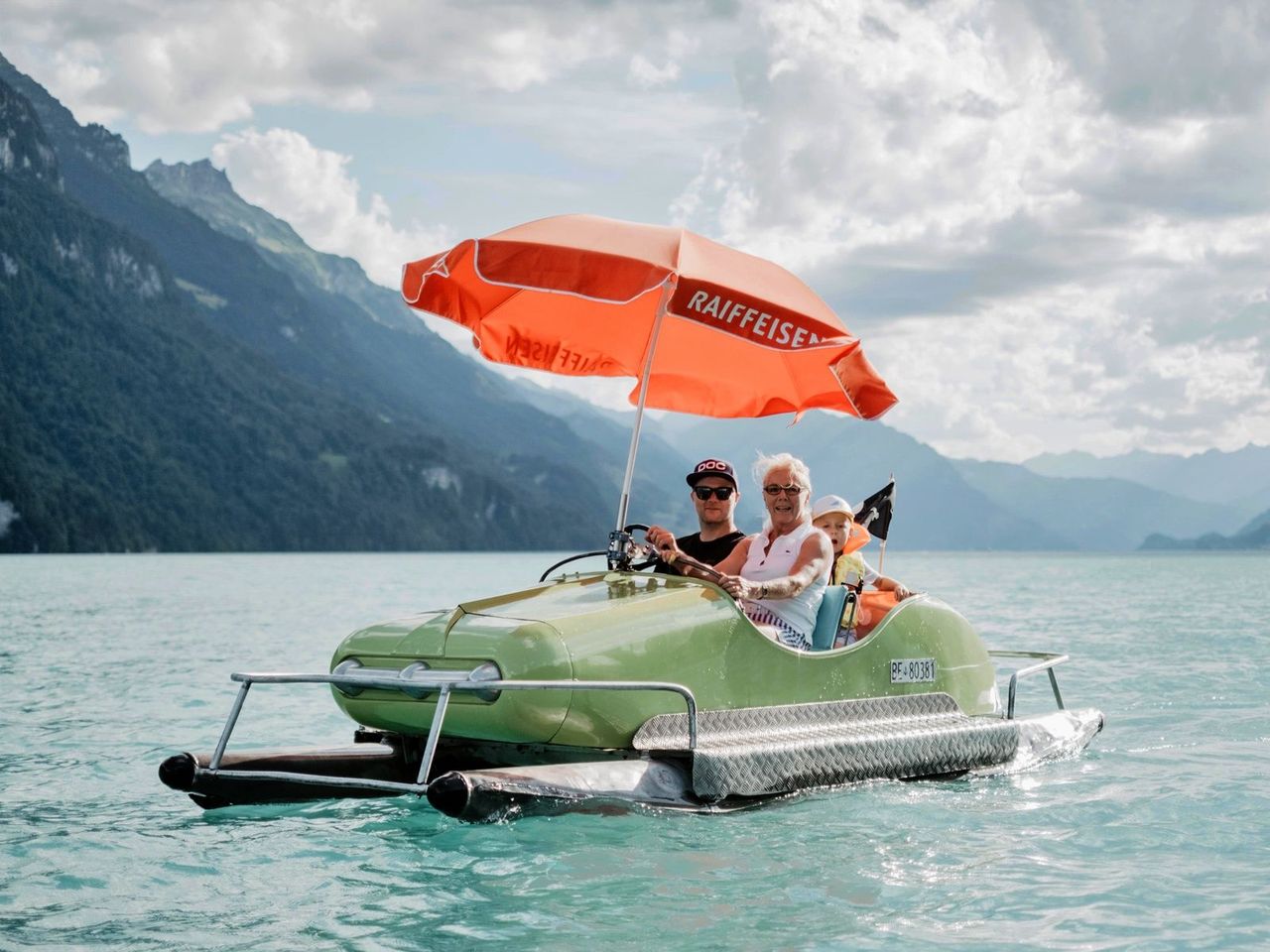 Pedalo Miete Brienzersee ab Brienz