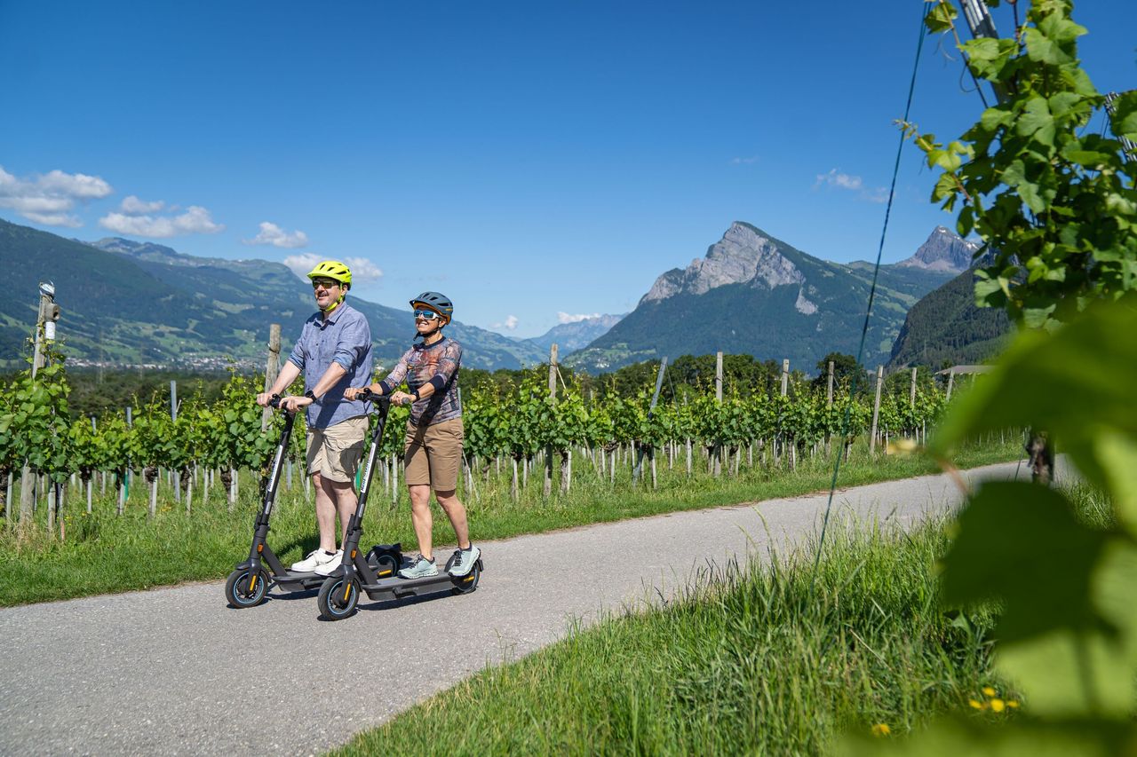 E-Scooter Picknick Tour Bündner Herrschaft selbstgeführt