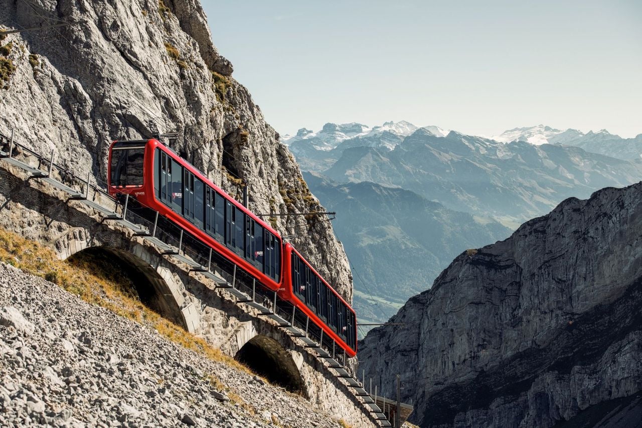 Pilatus Sommerausflug selbstgeführt mit Zahnradbahn und Luftseilbahn ab/bis Alpnachstad oder Kriens