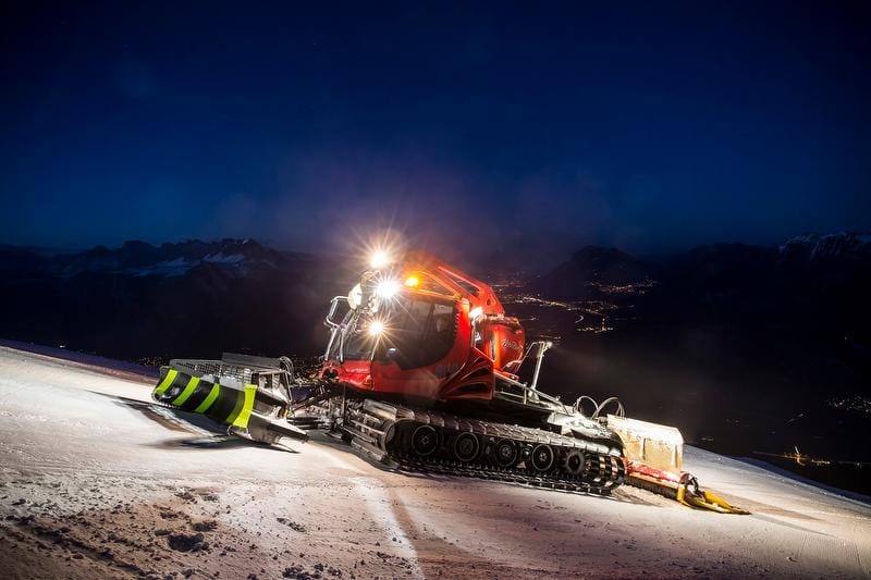 Driving a snow groomer on the Pizol